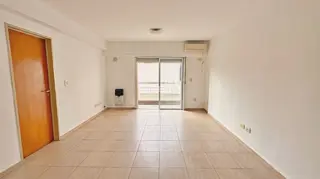 ALQUILER MONOAMBIENTE CON COCHERA EN MORÓN NORTE. foto 4