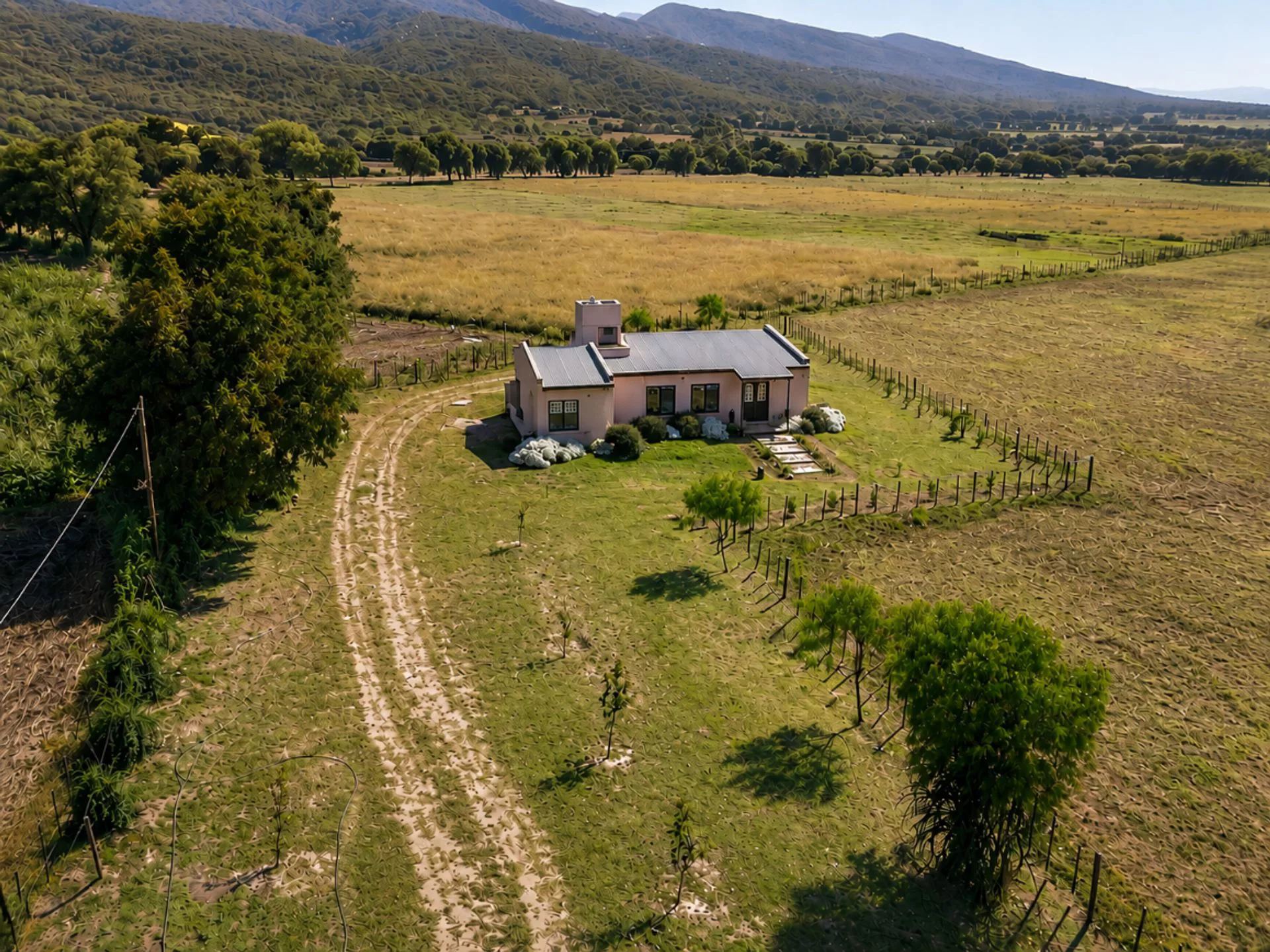 Venta casa de campo Chicoana 4 Ha vista cerros foto 3