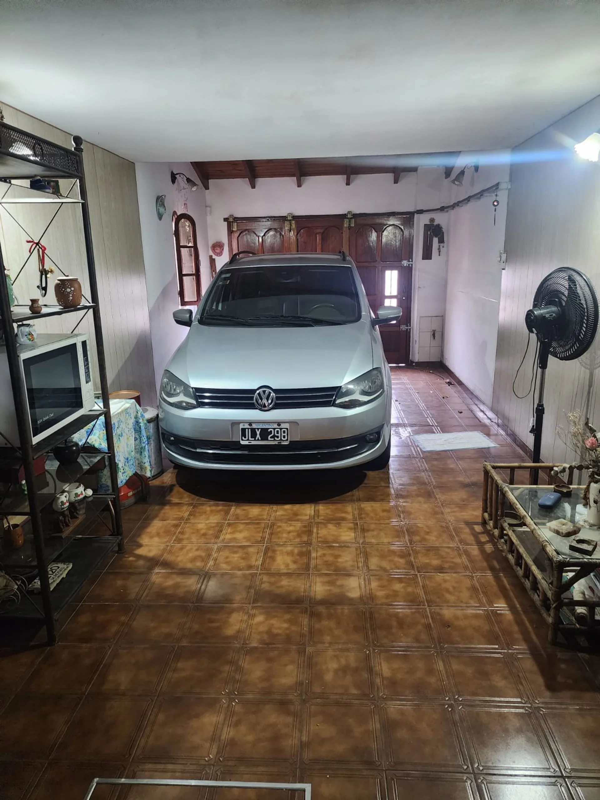 VENTA DE CASA 3 AMB. EN BANFIELD JARDIN COCHERA foto 5