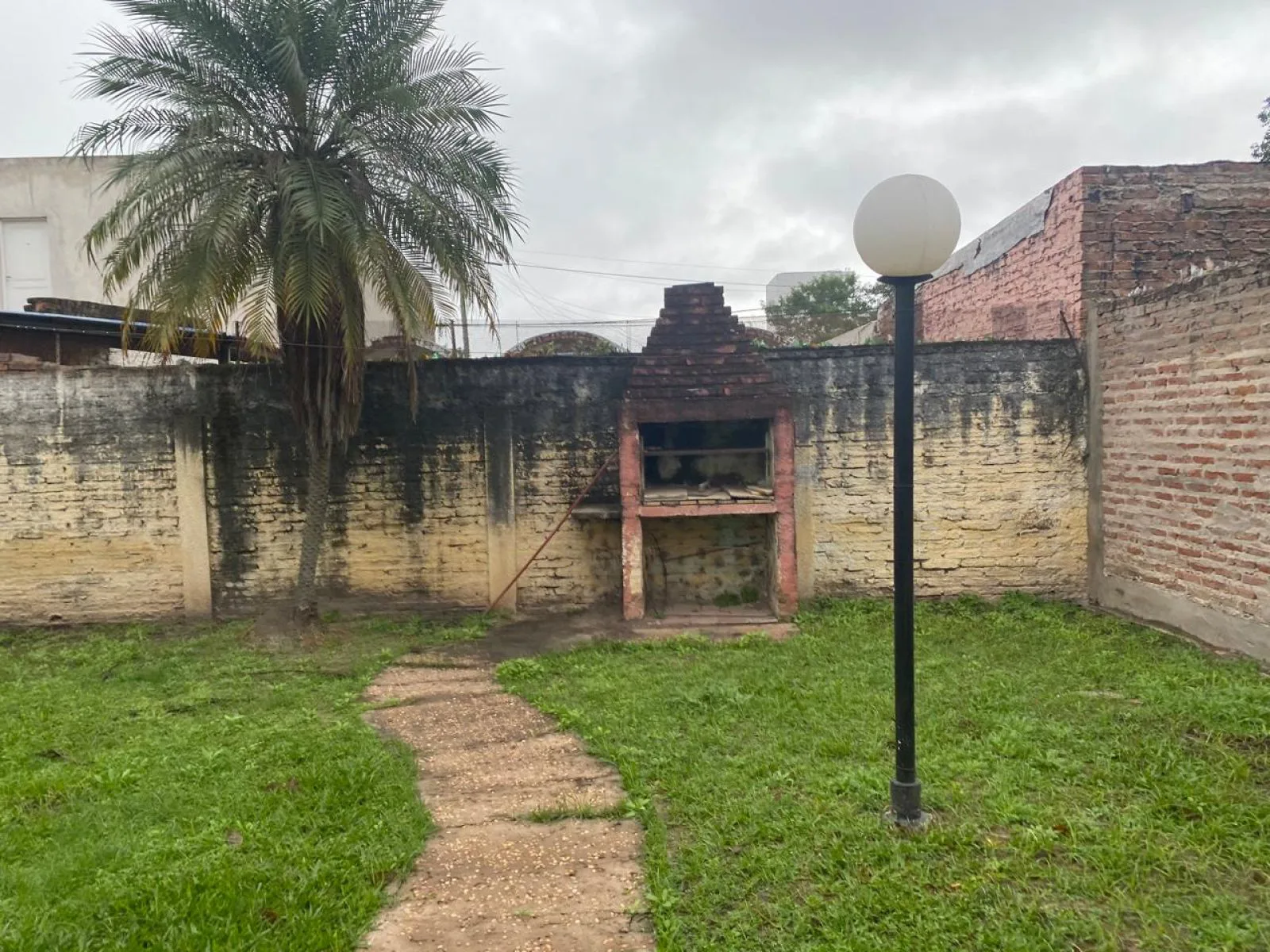 CASA TEMPORARIA con jardin , parrilla, camaras, aire acondicionado foto 4
