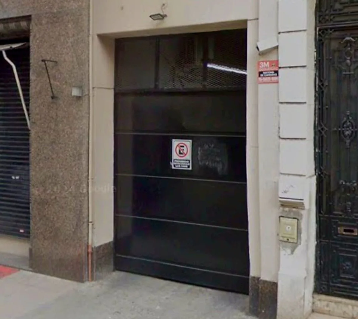 COCHERA EN VENTA- MONTEVIDEO Y BME. MITRE foto 2