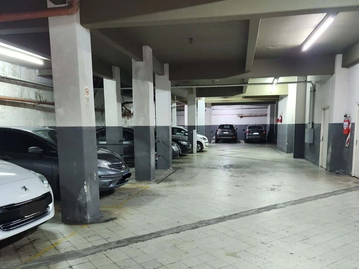 COCHERA EN VENTA- MONTEVIDEO Y BME. MITRE foto 4