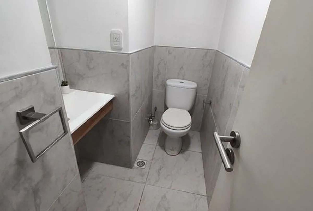 VENTA ITUZAINGO DUPLEX 4 AMB COCHERA APTO CREDITO foto 5