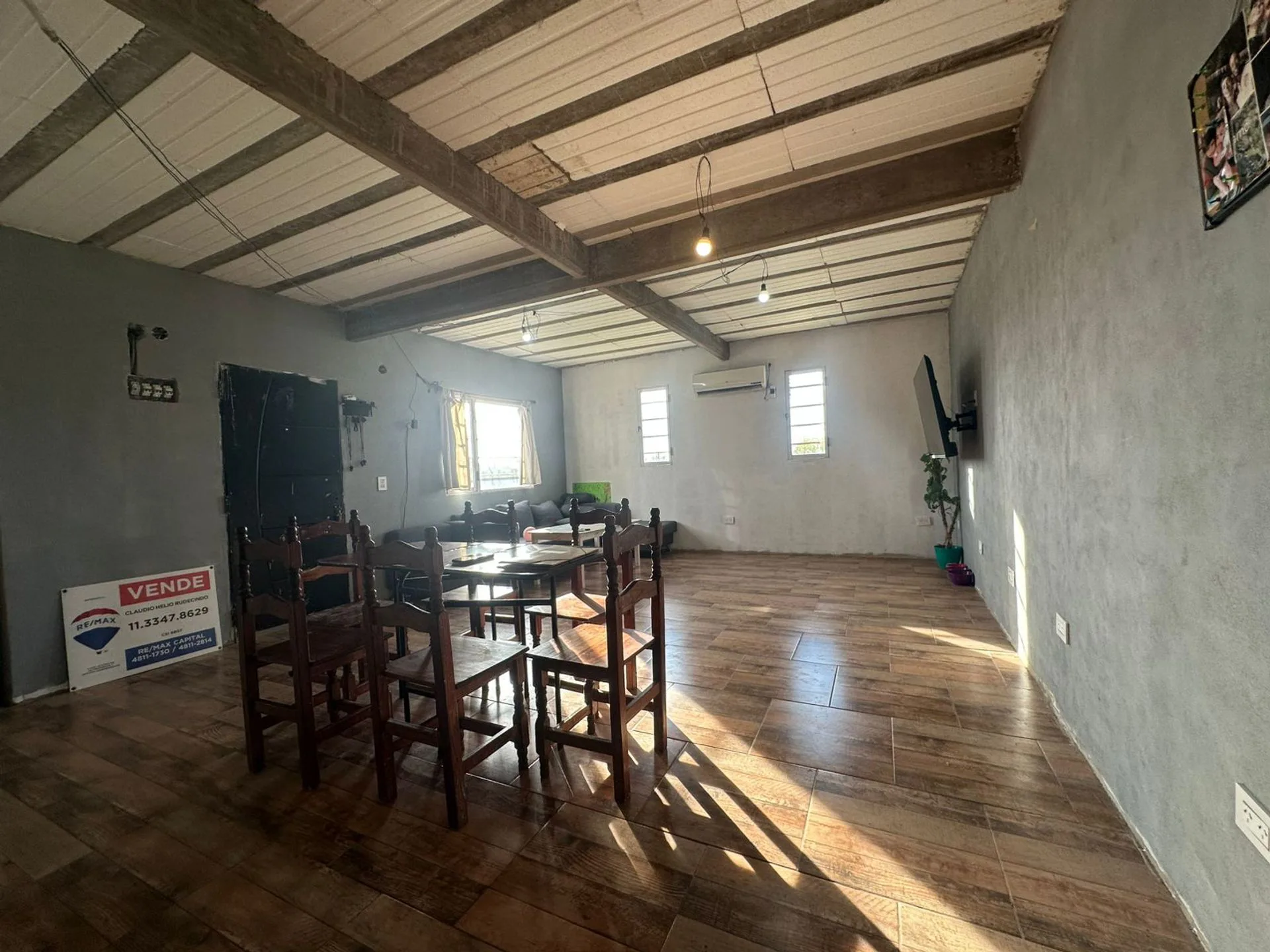 VENTA CASA 3 AMBIENTES CON GRAN LOTE foto 4
