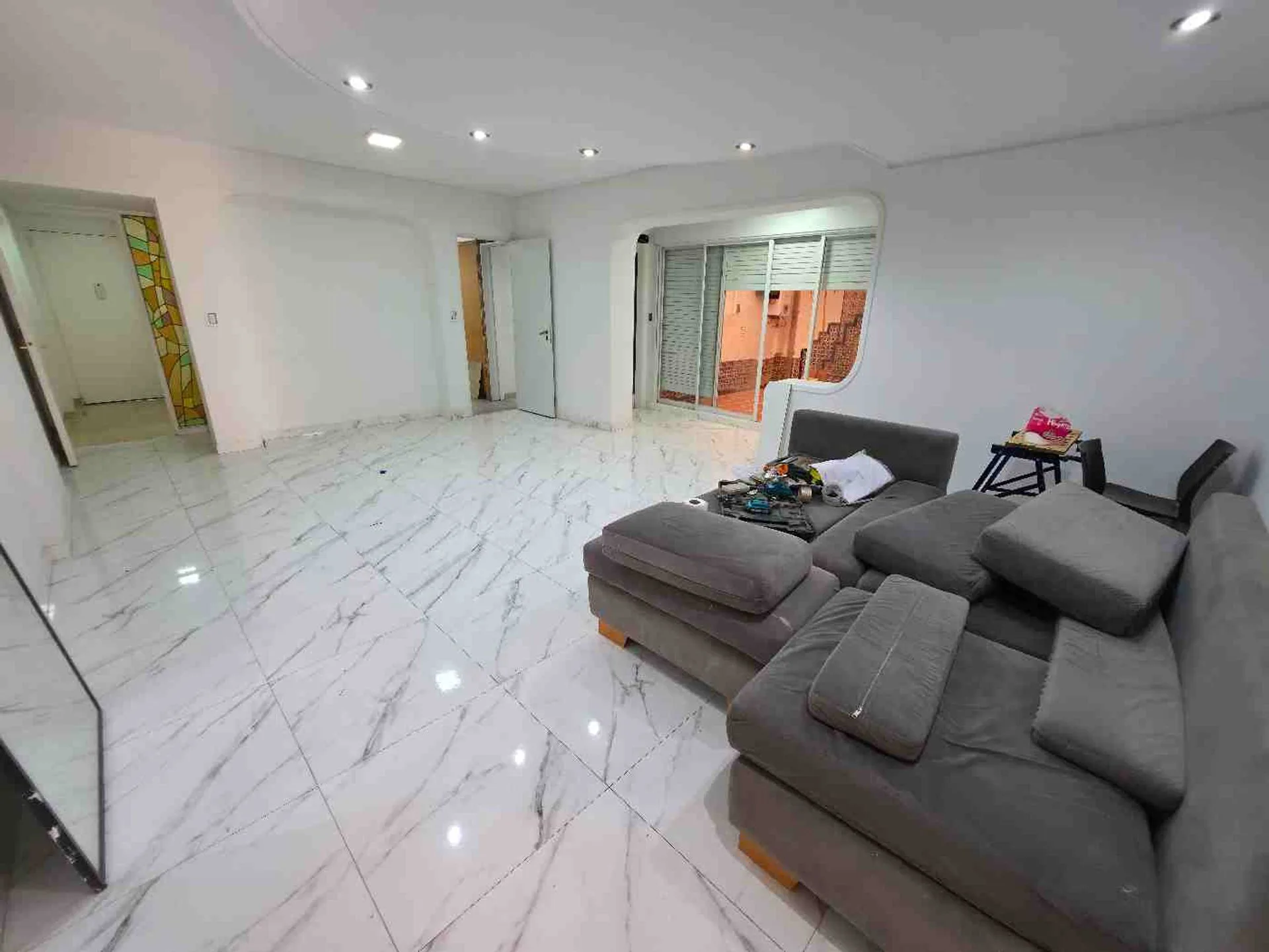 VENTA DEPARTAMENTO 6 AMBIENTES FLORES TRES PATIOS foto 5