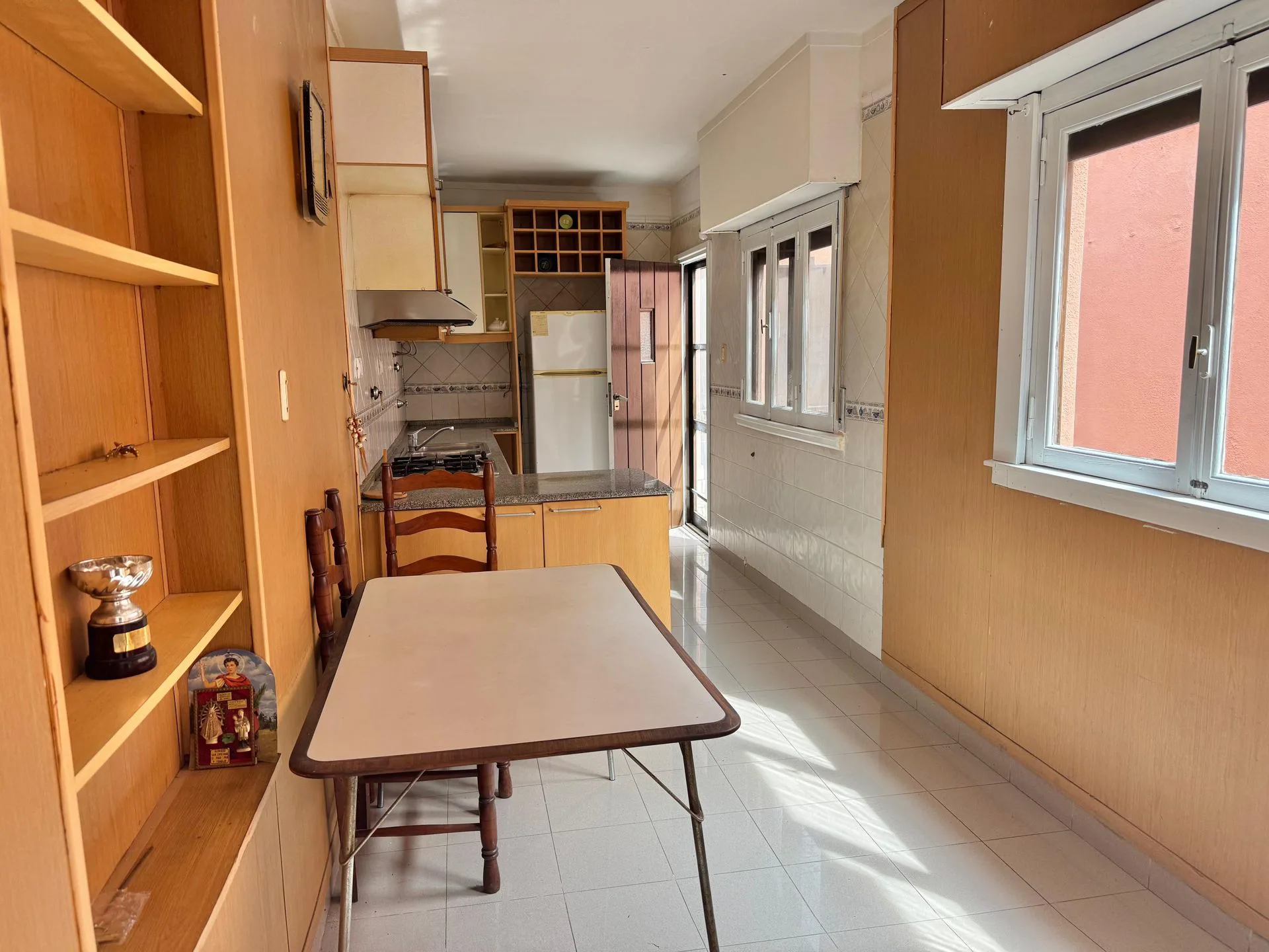 VENTA CASA 5 AMBIENTES EN ESQUINA – MARTÍNEZ foto 4