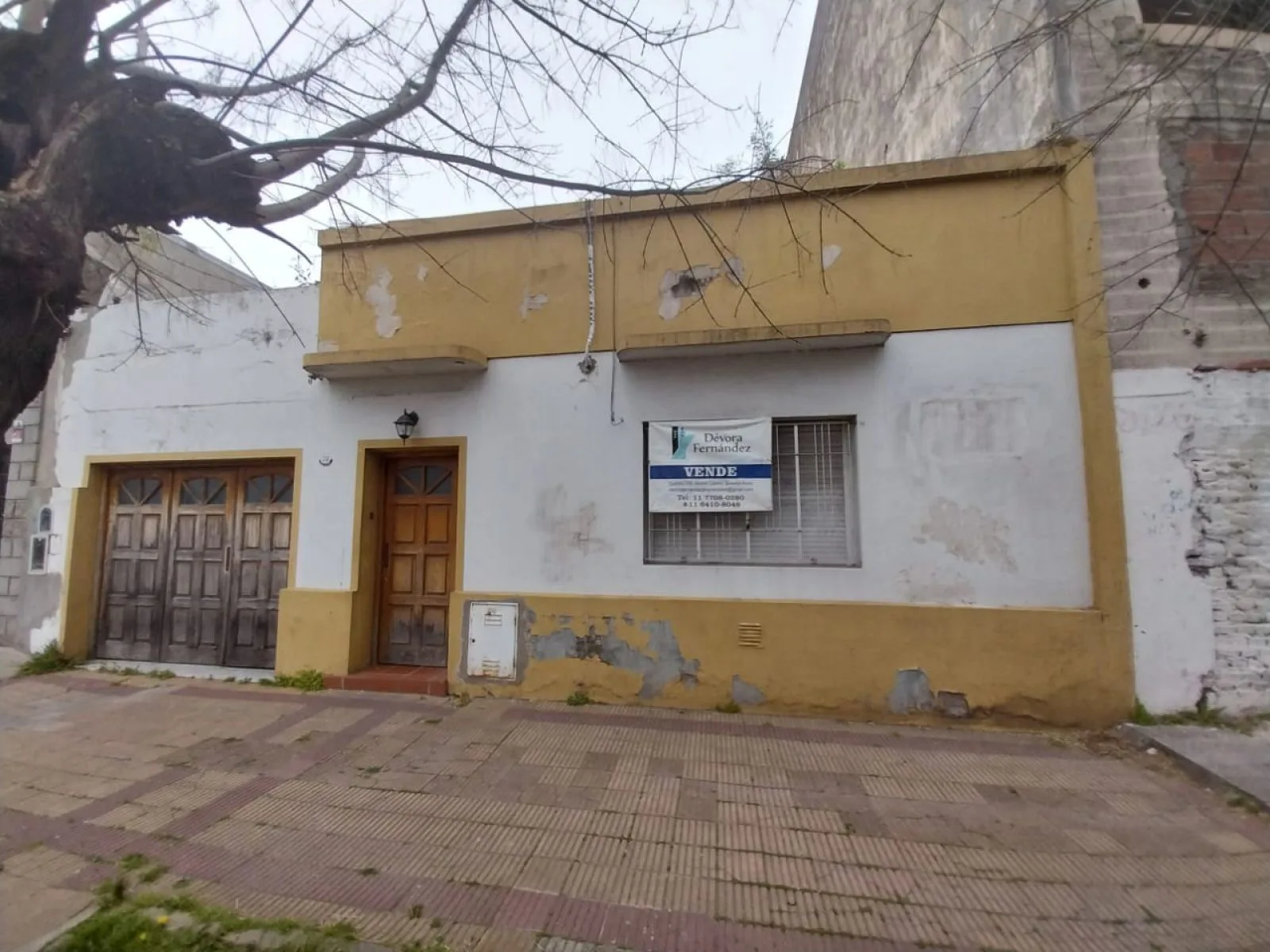 Casa 3 ambientes | Morón | A refaccionar foto 2