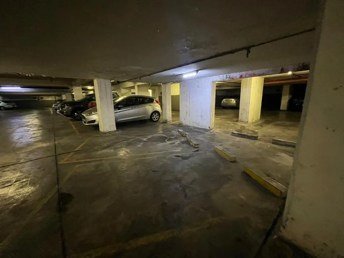 Venta de cocheras en Av. de Mayo renta/ uso propio foto 4