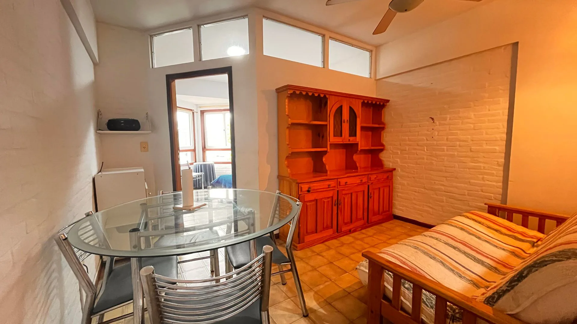 VENTA DE DEPARTAMENTO EN PINAMAR CON COCHERA. foto 4