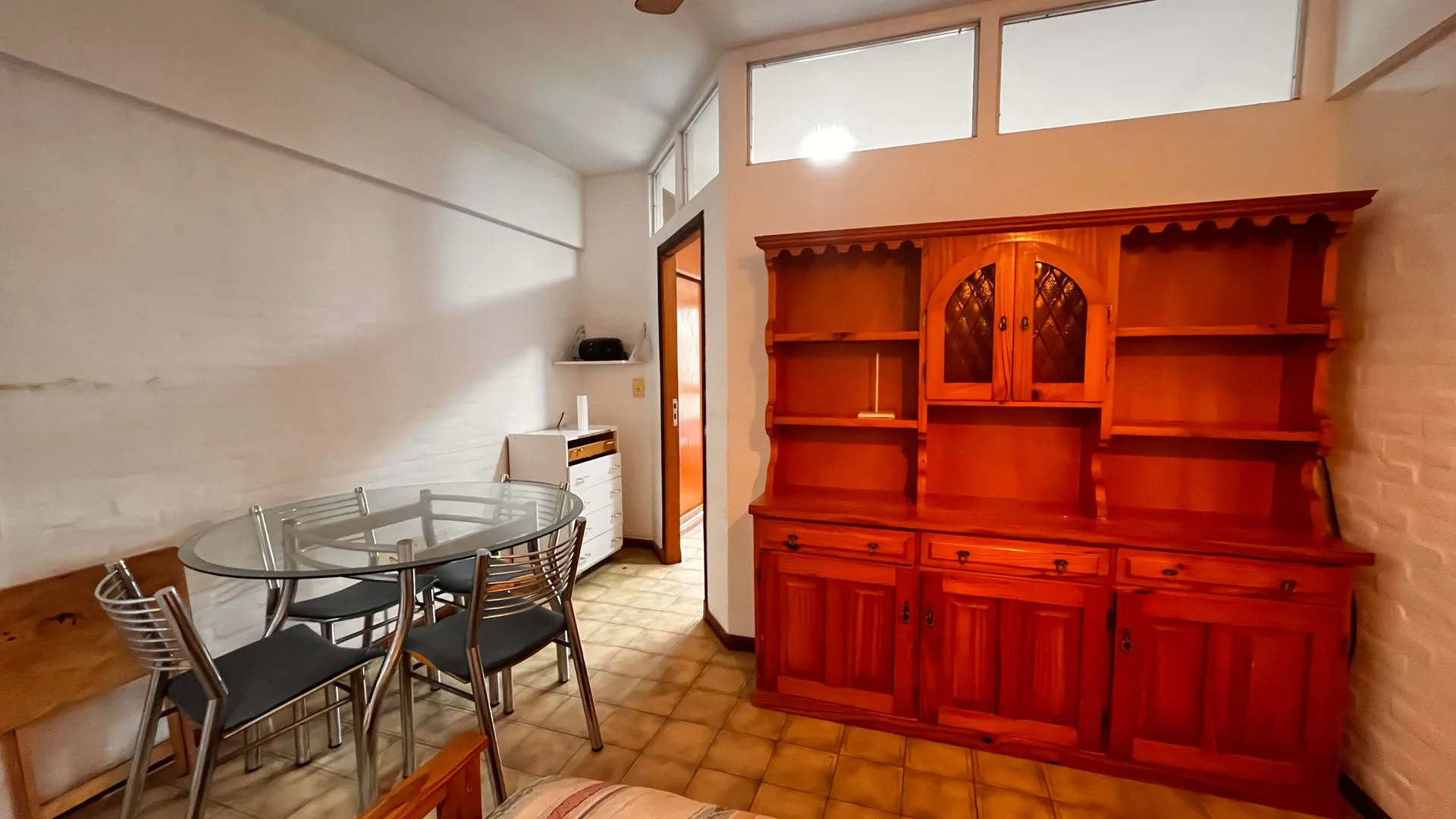 VENTA DE DEPARTAMENTO EN PINAMAR CON COCHERA. foto 5