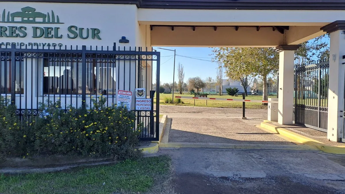 Terreno 425mt en barrio cerrado Pinares del Sur foto 4