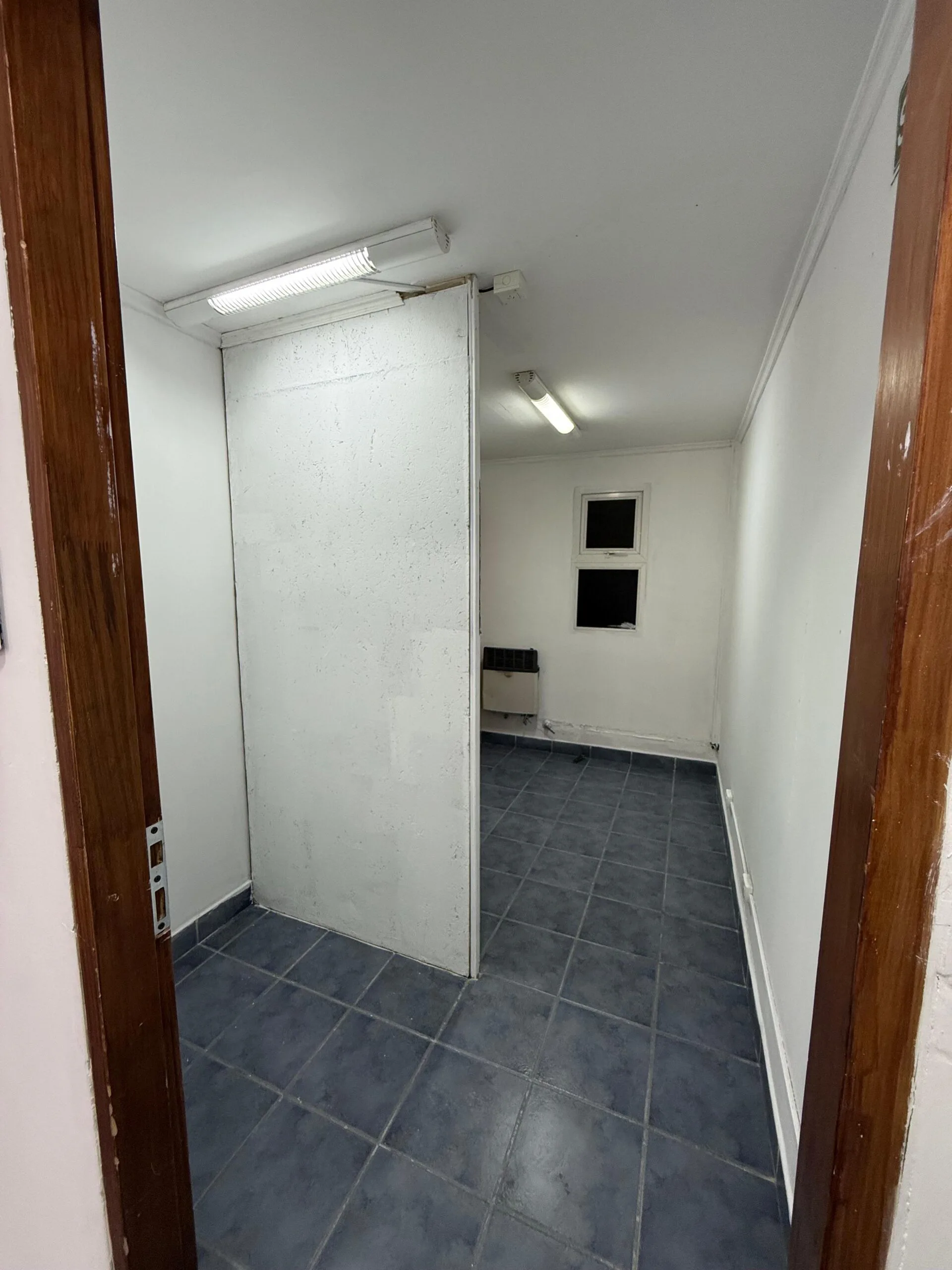ALQUILER – LOCAL – CENTRO foto 4