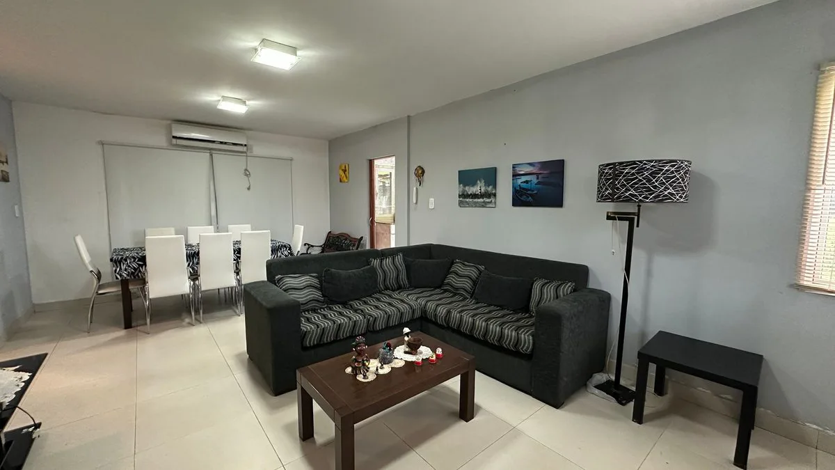 VENTA CASA COUNTRY LAS DELICIAS 3 DORM + PILETA foto 4