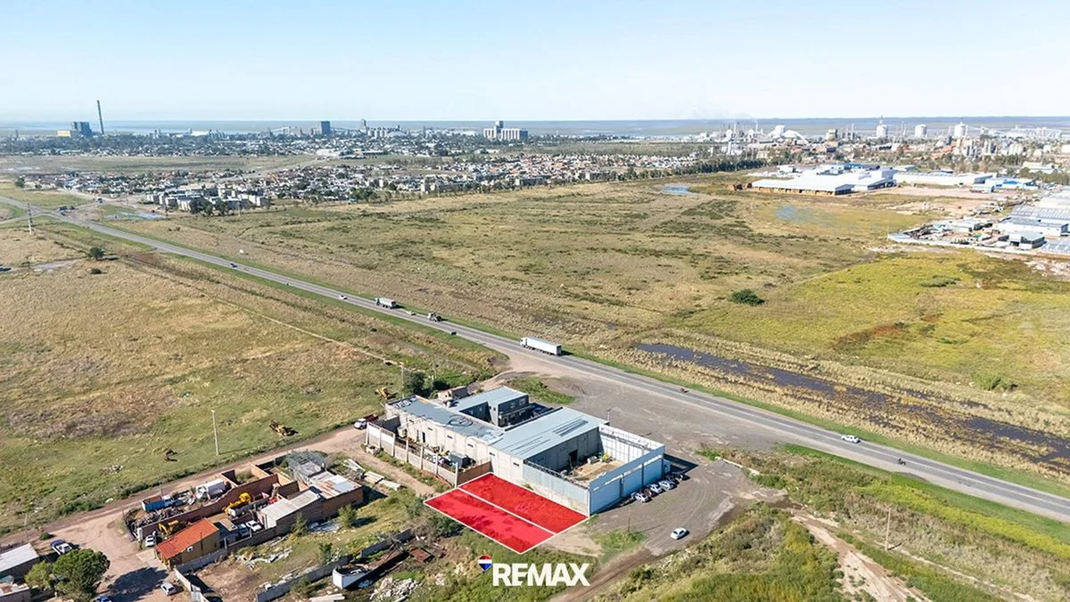 VENTA LOTE ZONA INDUSTRIAL foto 3