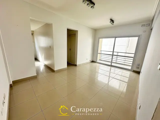 Departamento 2 Amb con Cochera en Alquiler en Martin Coronado