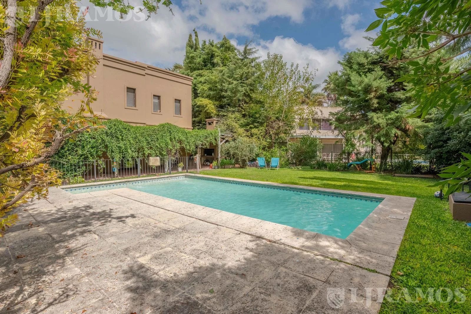 Lindisima casa en venta en Barrio Saint Matthews foto 5