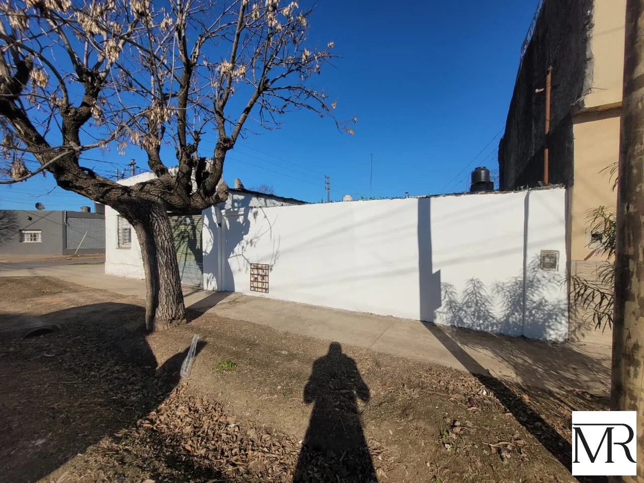 PH tipo CASA al frente con ingreso propio, excelente estado! foto 3