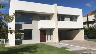 Propiedad en 2 Plantas a Estrenar en Fincas de Iraola 2 foto 1