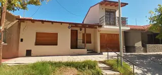 CATEGORÍA TRAPICHE Bellísima  Luminosa  Amplia  3 Dorm Patio Garage Churrasquera Balcón USD 75.000 foto 3