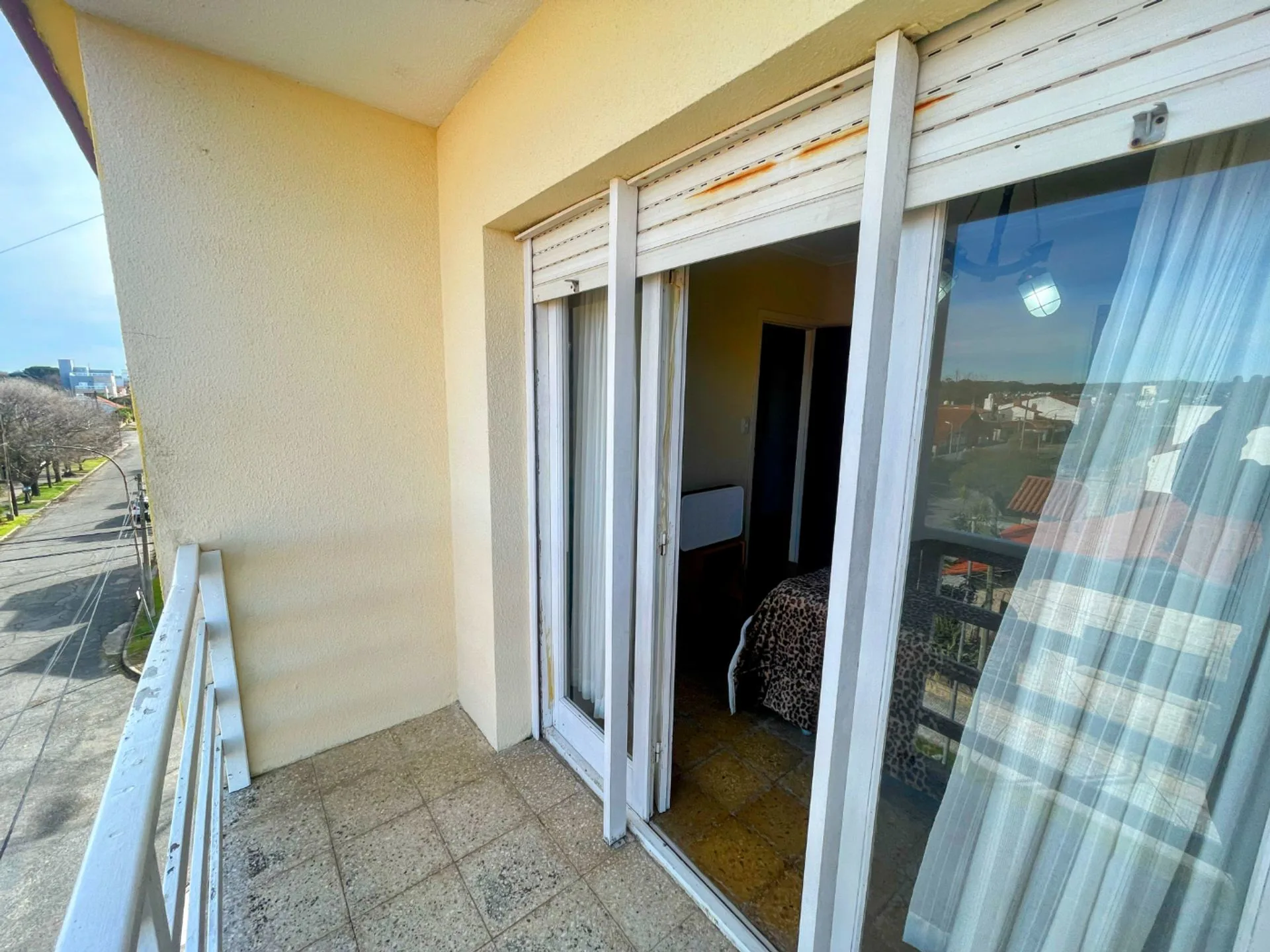 VENTA DEPARTAMENTO 2 AMBIENTES CON BALCON MIRAMAR foto 4