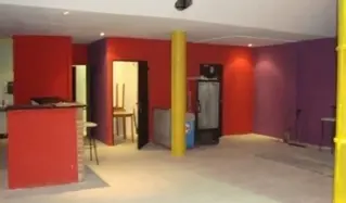 Se trata de un excelente local de 442m2 en 2 plantas, Entre las calles Salta y Lima foto 3