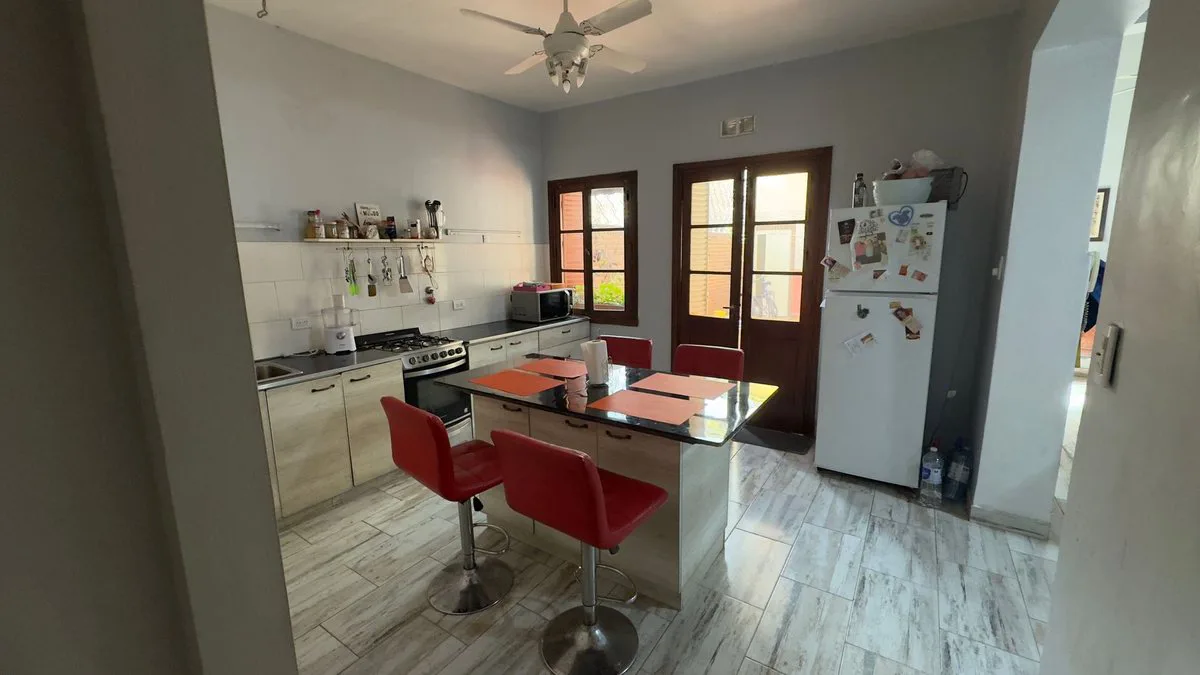 Ph 4 ambientes en venta, villa mitre con terraza foto 3