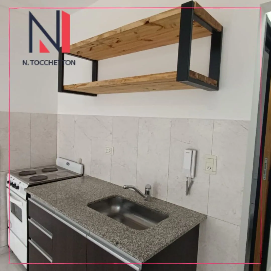 Venta depto monoamb con patio y entrada de auto foto 5