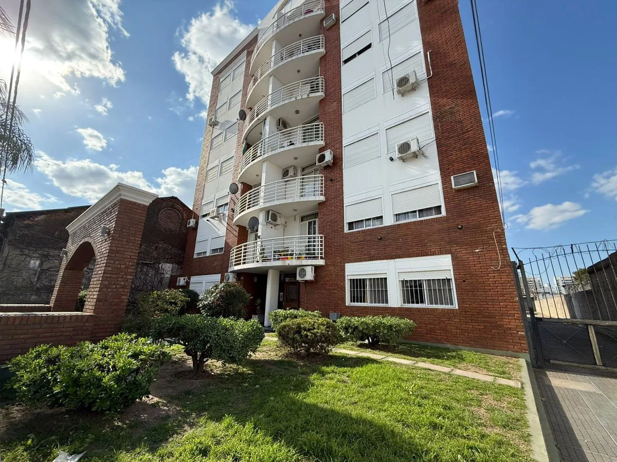 VENTA DEPARTAMENTO DE DOS DORMI CENTRICO APTO CRED foto 2