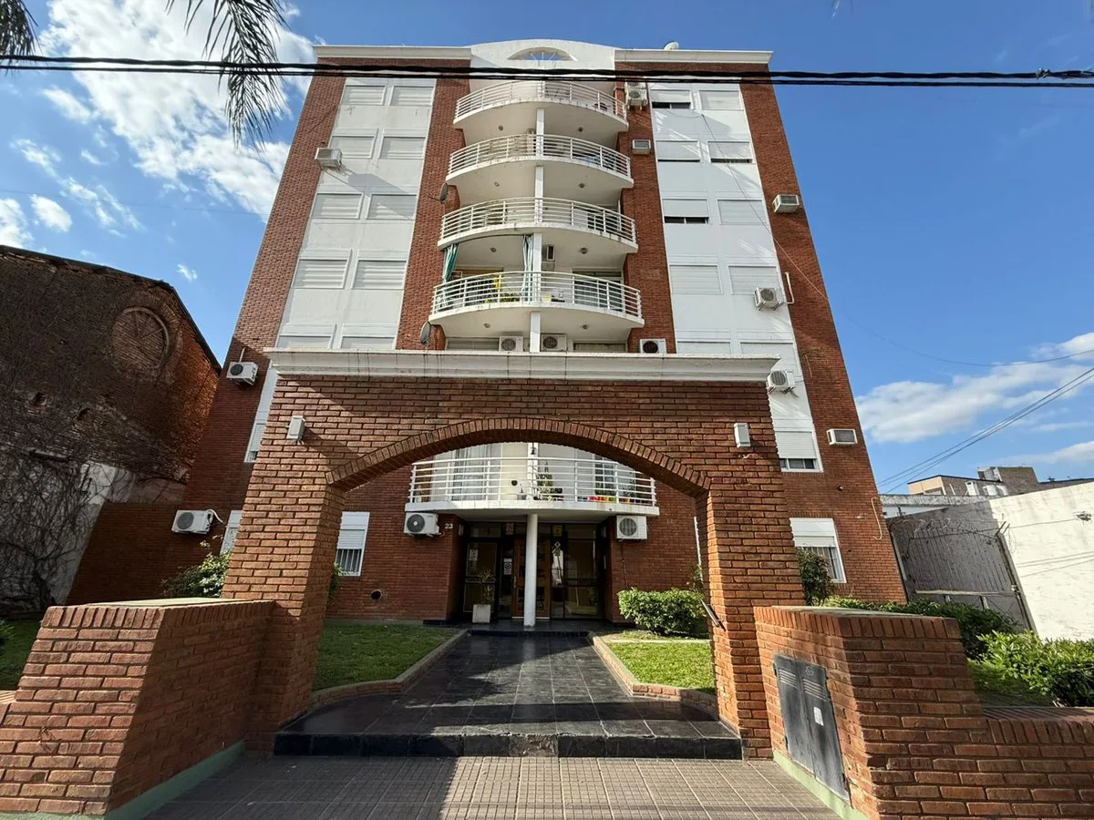 VENTA DEPARTAMENTO DE DOS DORMI CENTRICO APTO CRED foto 3
