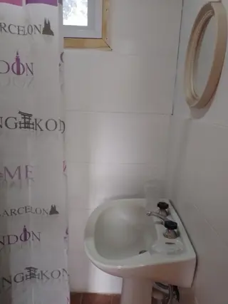 CASAS X 4  BARRIO PARQUE DUFAUR PARA 3/4 PERSONAS, ZONA YNCAMAR A DOS DEL MAR foto 3