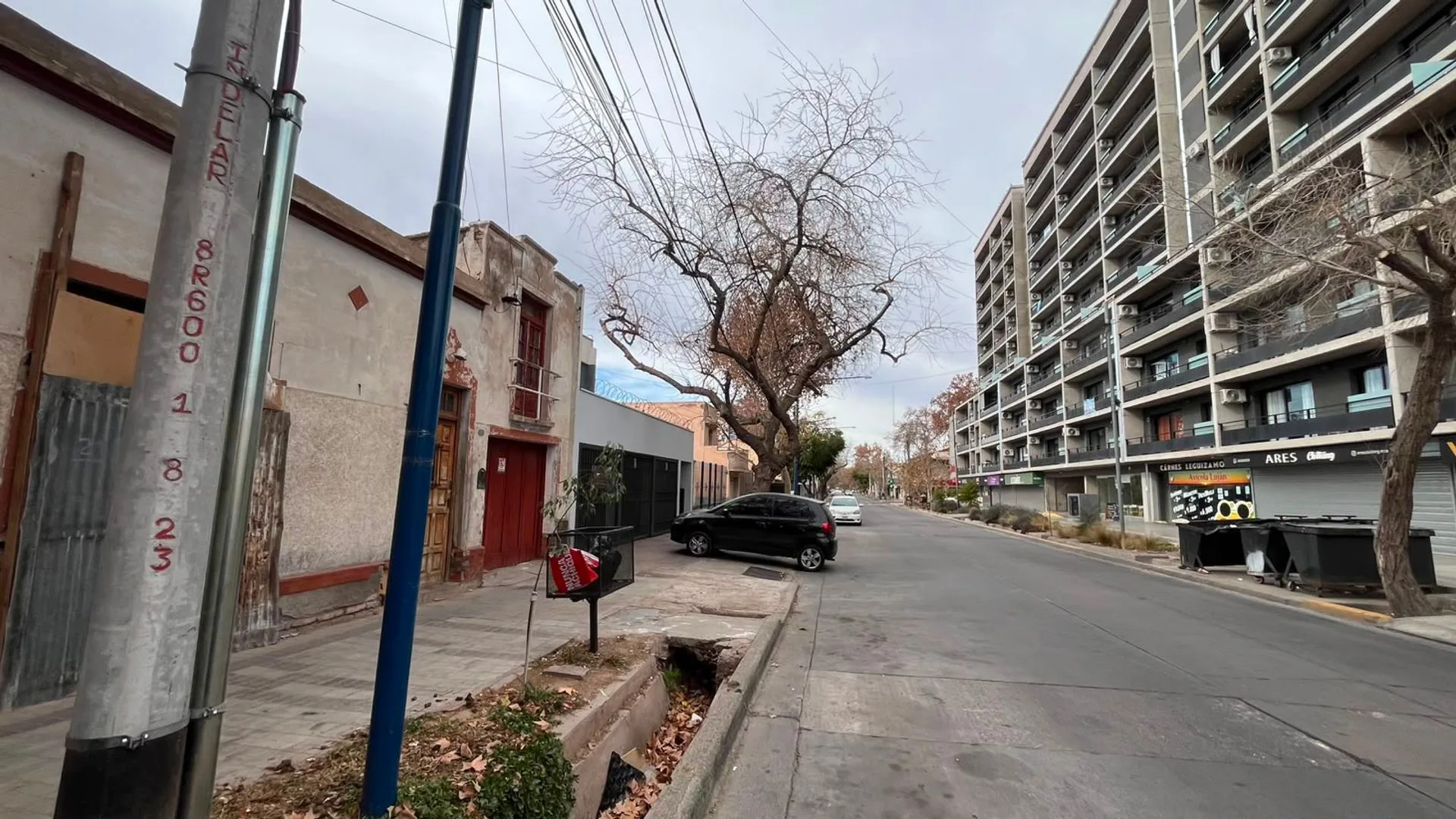 LOTE FRENTE A TORRES NATANIA EN GODOY CRUZ foto 2