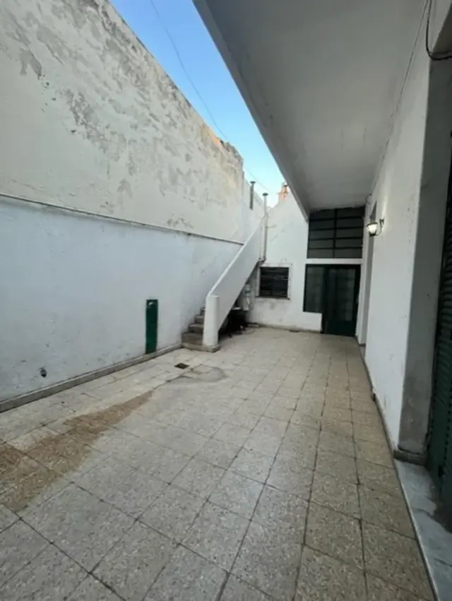 CASA EN VENTA EN FLORES
