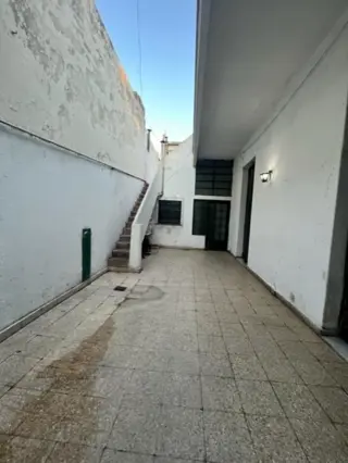 CASA EN VENTA  EN FLORES foto 4