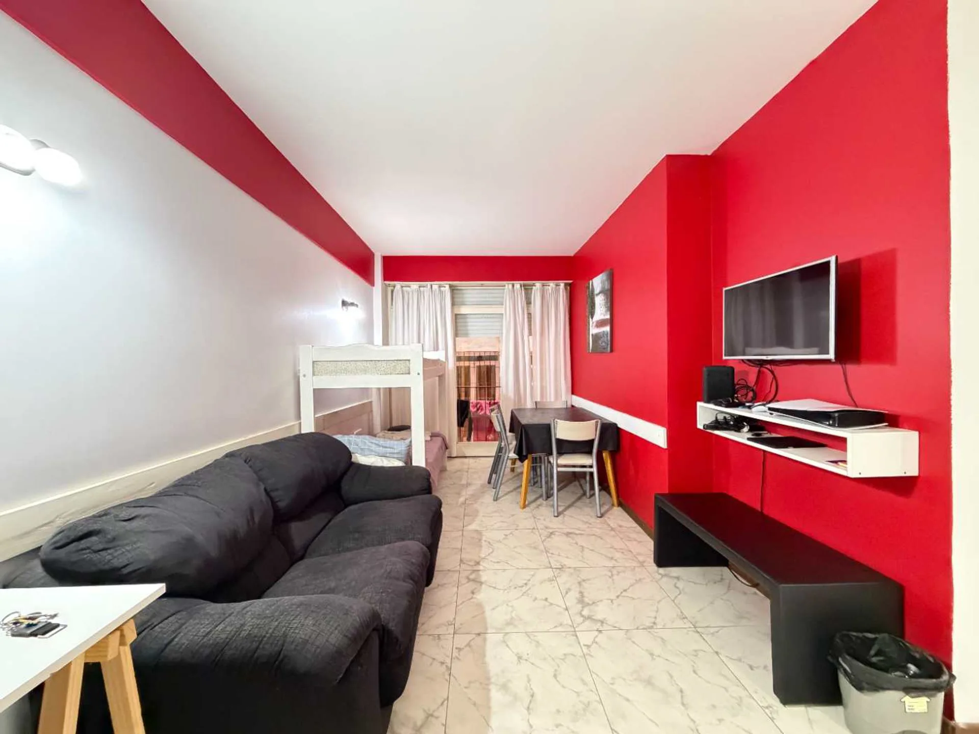 VENTA DEPARTAMENTO 2 AMBIENTES  A METROS DEL MAR foto 2