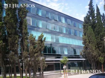 Alquiler de oficina de 700 m2 en Olivos foto 2