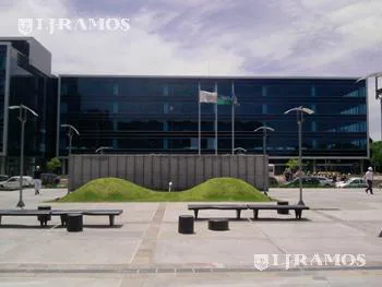 Alquiler de oficina de 700 m2 en Olivos foto 4