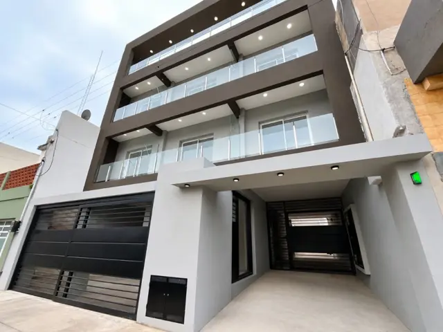 VENTA DEPTO C/ COCHERA CENTRO SAN NICOLAS NUEVO