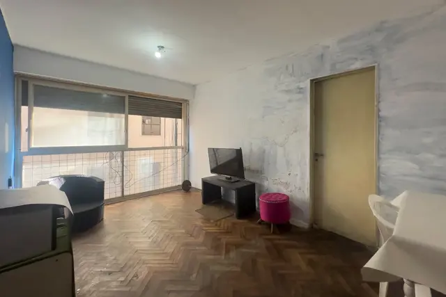 VENTA DEPARTAMENTO 3 AMB SAN NICOLAS A REFACCIONAR
