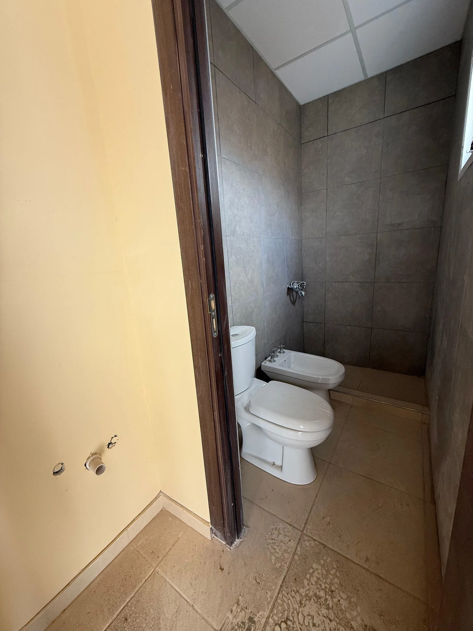 VENTA DPTO EN POZO 2 DORMITORIOS EN PLANTA ALTA foto 5