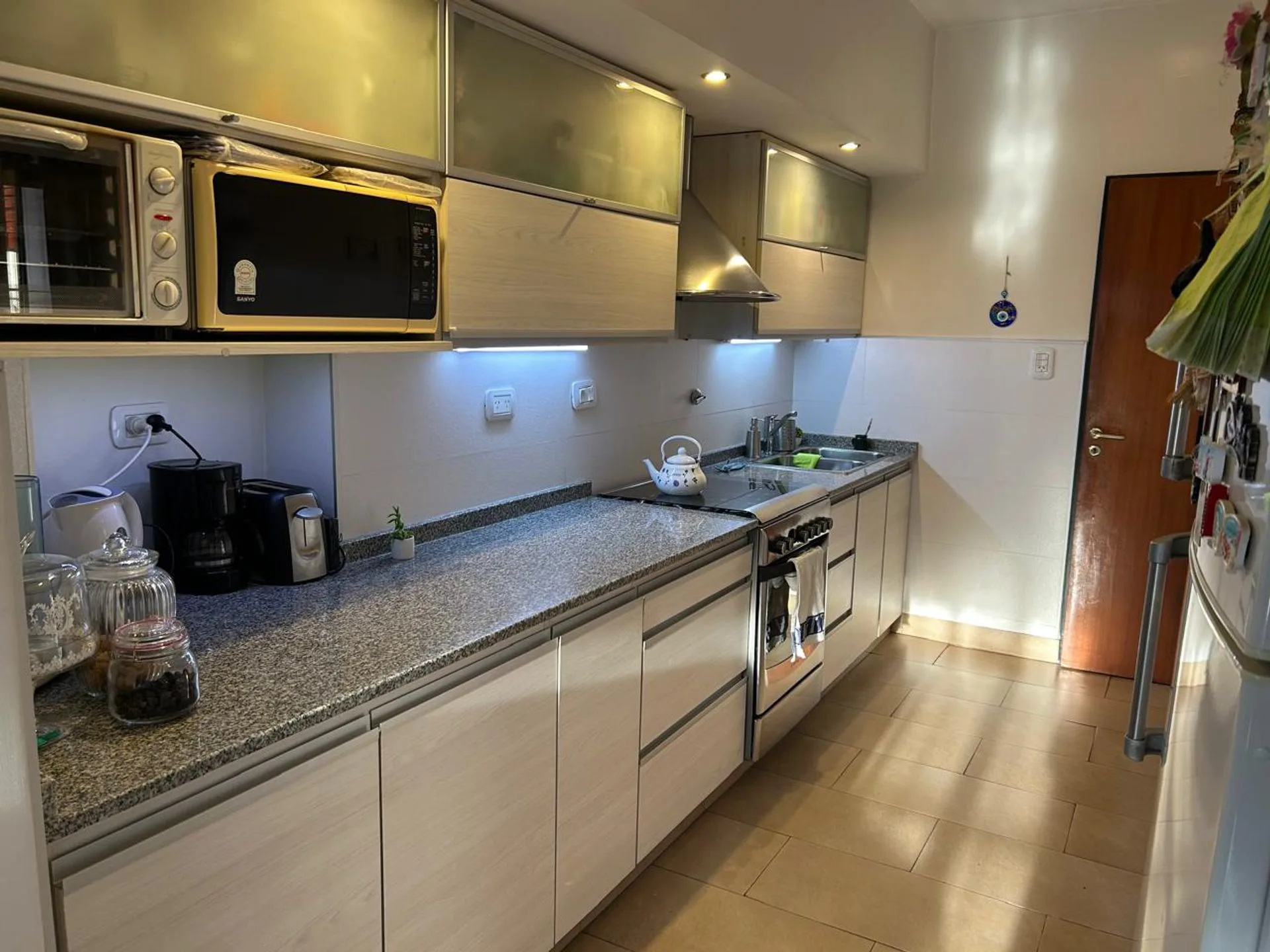 Casa 4 ambientes en venta en Liniers con parque foto 5