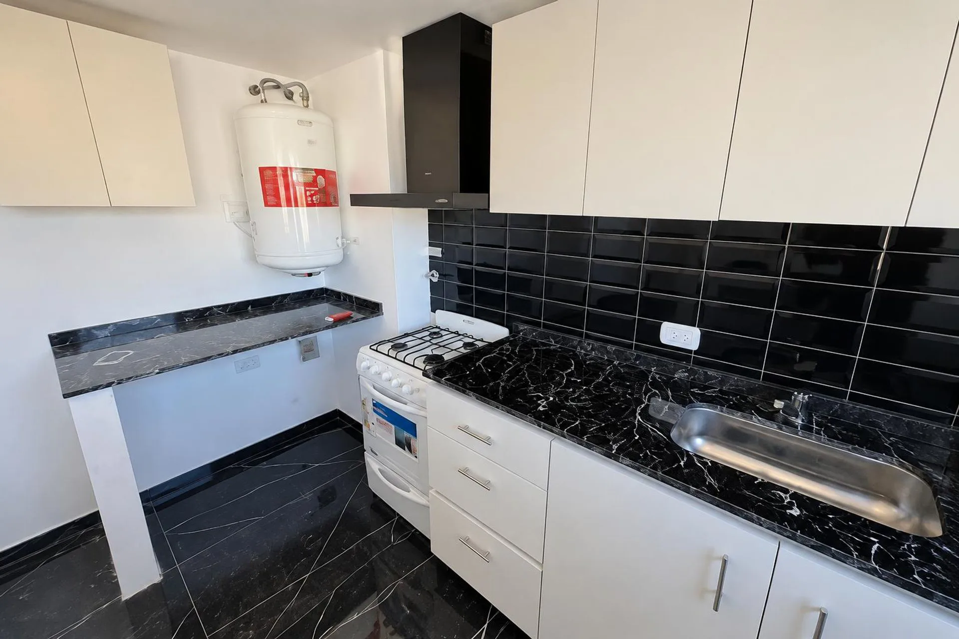 Depto. venta a estrenar monoambiente en San Martin foto 4