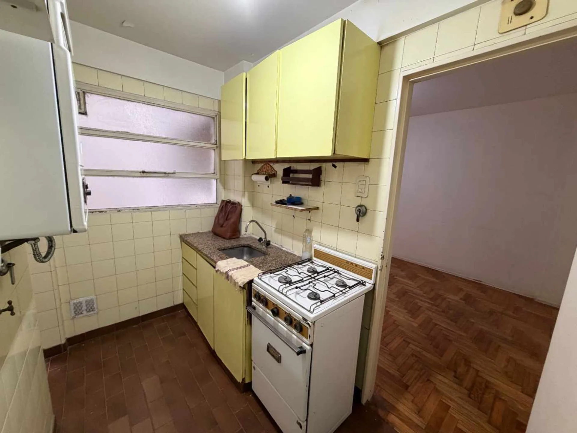 MONO VENTA BELGRANO C/cocina separada y lavadero foto 5