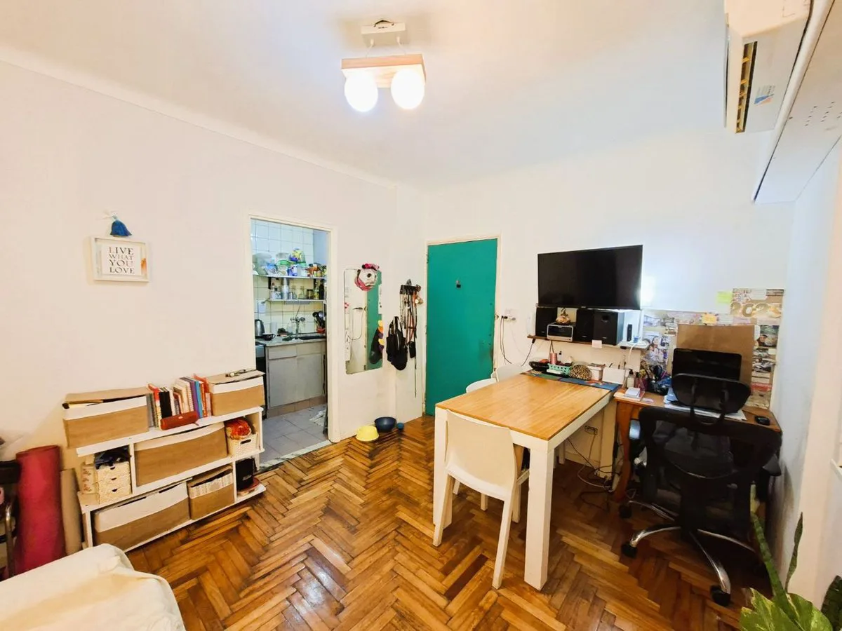 Departamento 2 Amb. en Caballito. A Refaccionar foto 3