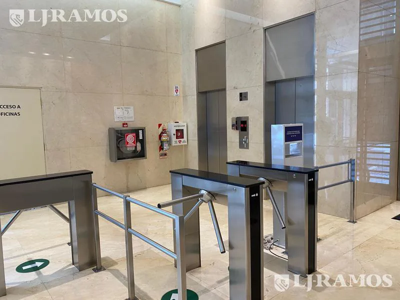Oficina en alquiler  Microcentro - CORRIENTES  N°420 -Piso  9 -Letra  A foto 4