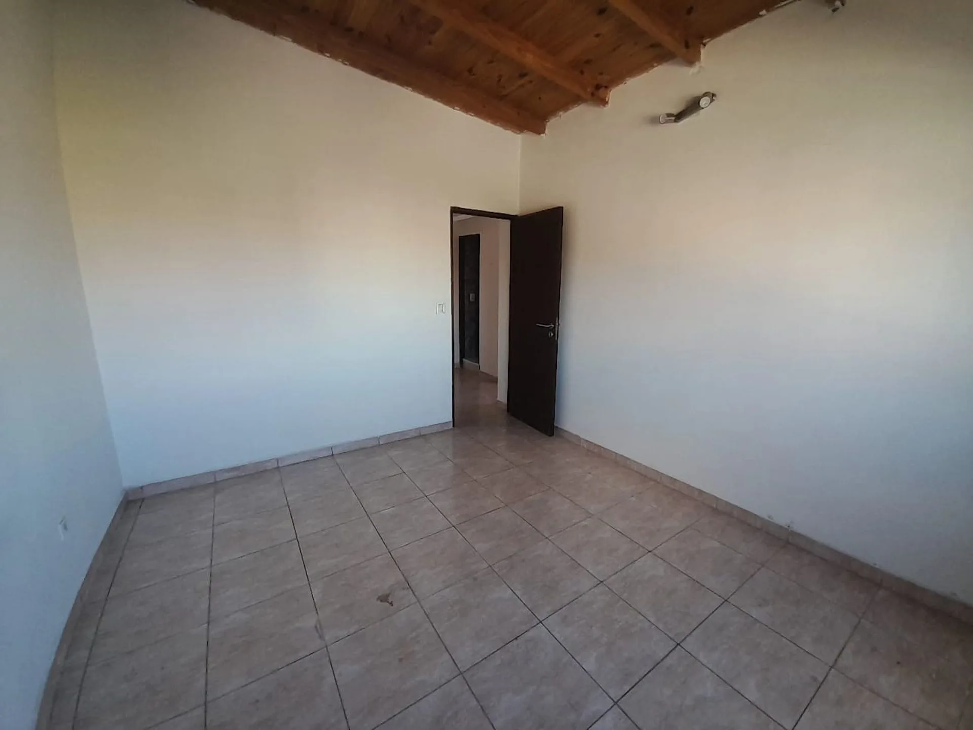 DEPTO 3 AMBIENTES EN VENTA EN BALCARCE foto 5