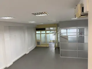 Venta Local c/ Subsuelo y Oficinas | Apto T. Rubro foto 5