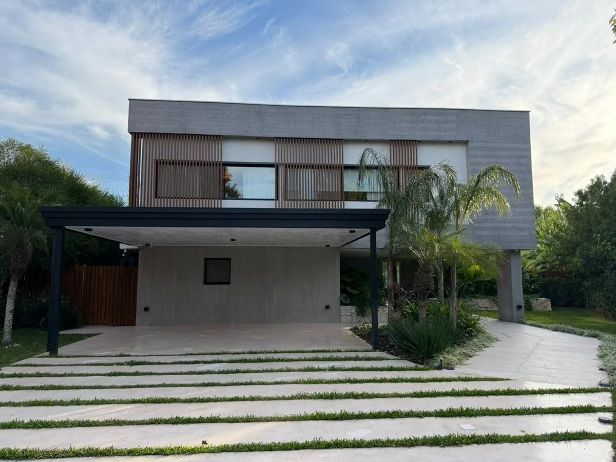 VENTA CASA 8 AMBIENTES AYRES DE PILAR foto 2