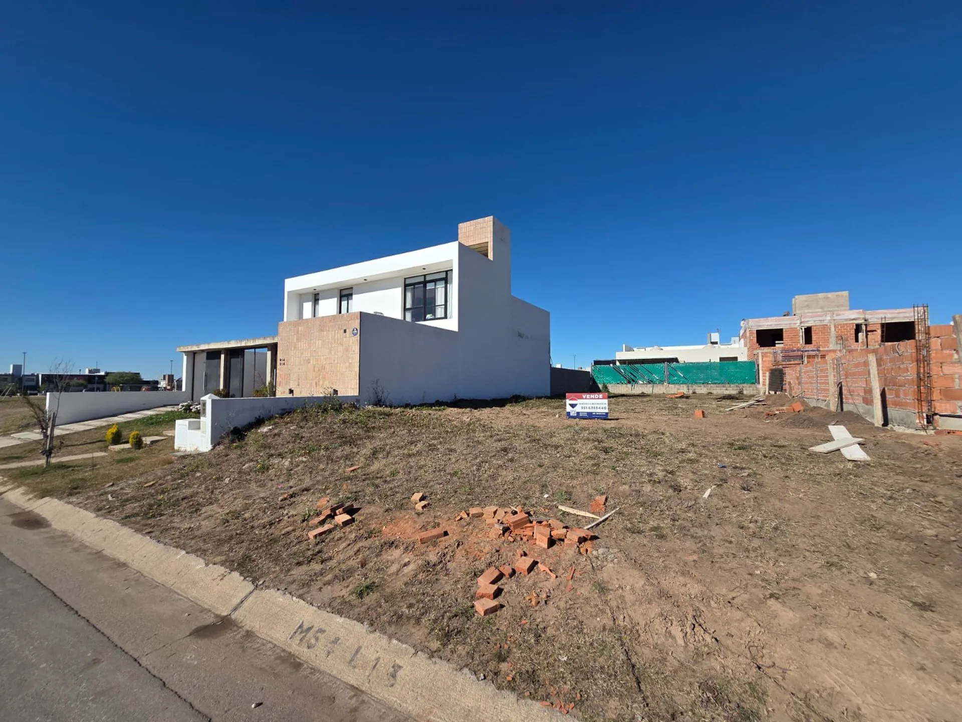 SE VENDE LOTE 360 MTS2 EN DOCTA BOULEVARD foto 2