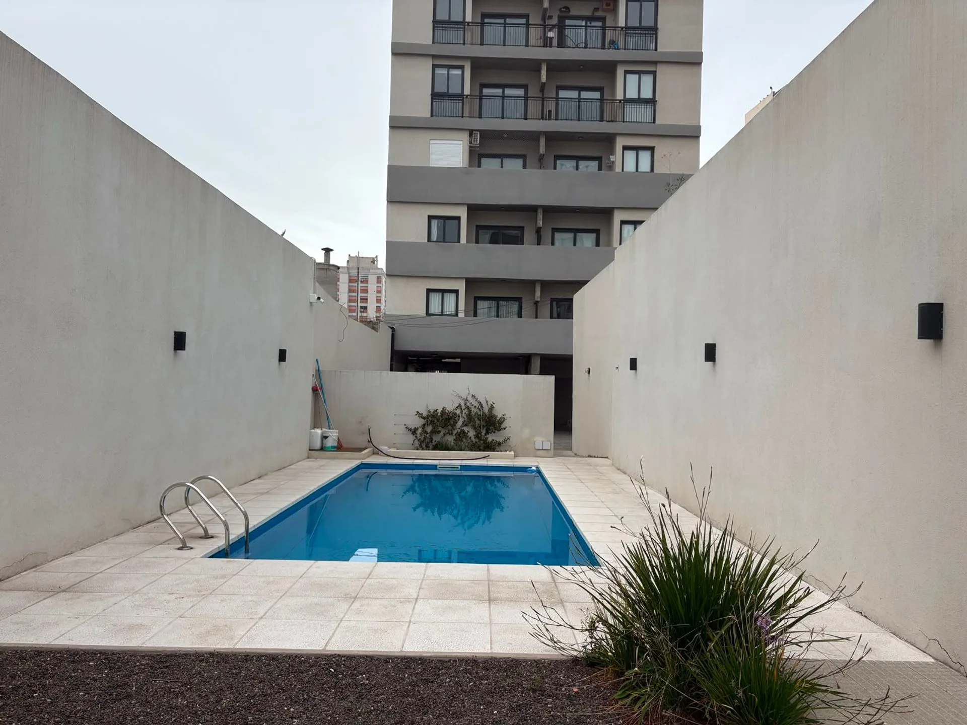 VENTA DPTO 1 DORMI. CARONTI 152, AL CONTRA FRENTE foto 5