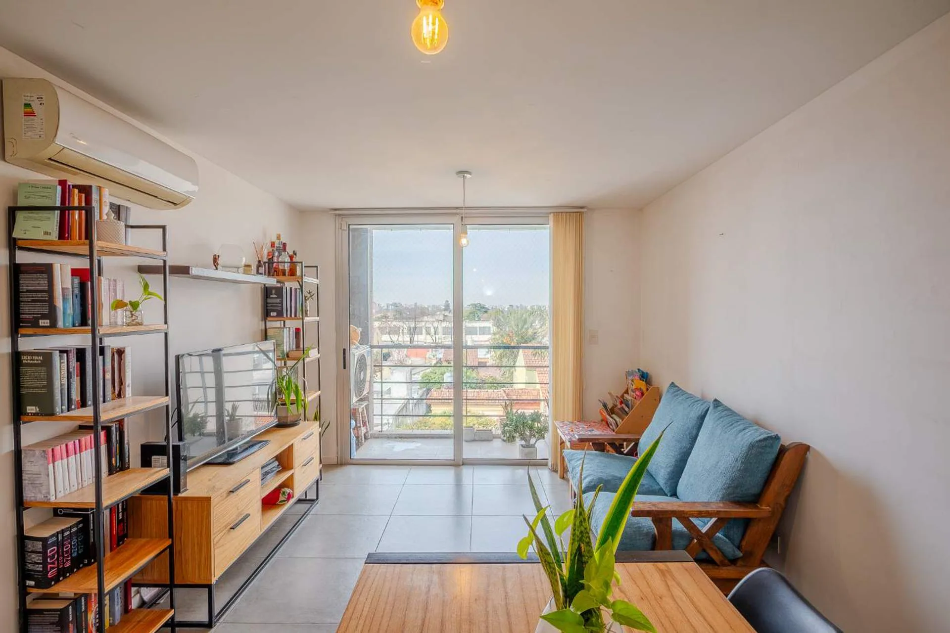 VENTA DEPARTAMENTO DOS AMBIENTES C COCH CASTELAR foto 2